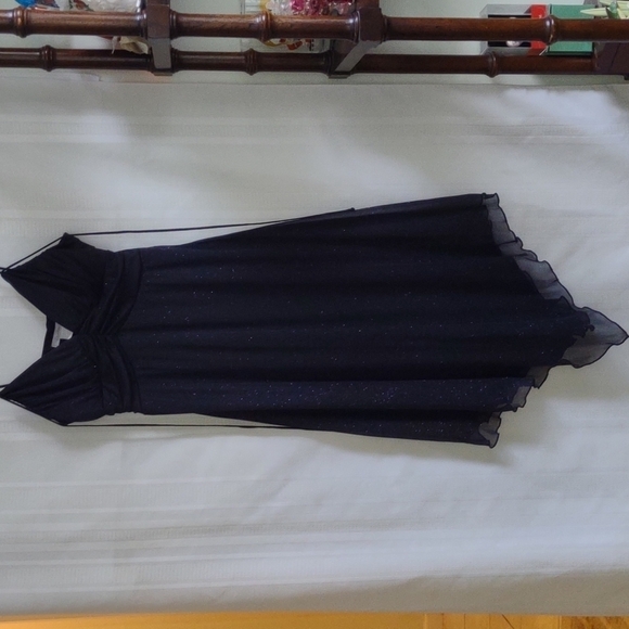 Charlotte Russe Dresses & Skirts - Charlotte Russe women's dressy dress size medium Navy Blue